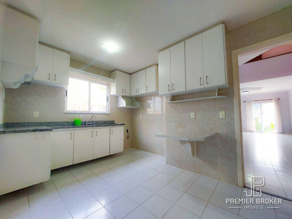 Imagem Casa com 4 Quartos à Venda, 231 m² em Tijuca - Teresópolis Imagem Casa com 4 Quartos à Venda, 231 m² em Tijuca - Teresópolis