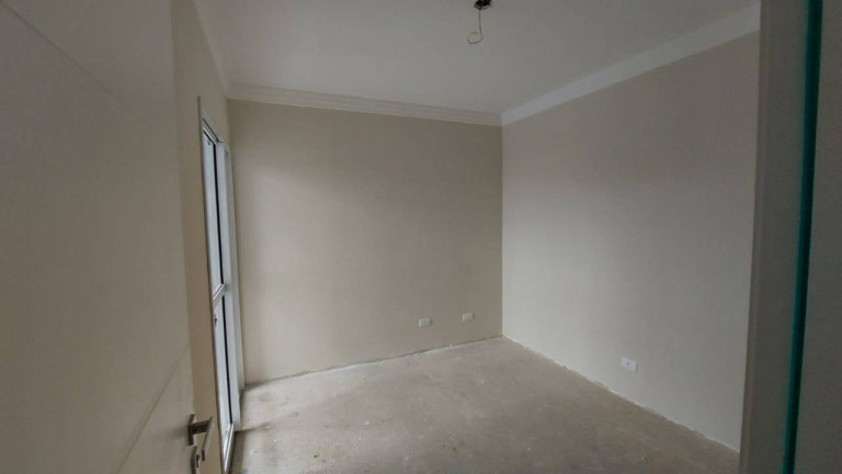 Imagem Casa com 3 Quartos à Venda, 141 m² em Uberaba - Curitiba