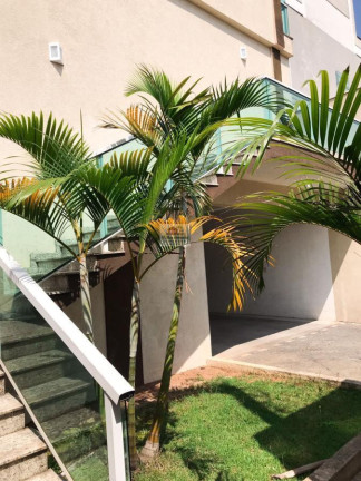 Imagem Casa com 3 Quartos à Venda, 128 m² em São Paulo Imagem Casa com 3 Quartos à Venda, 128 m² em São Paulo