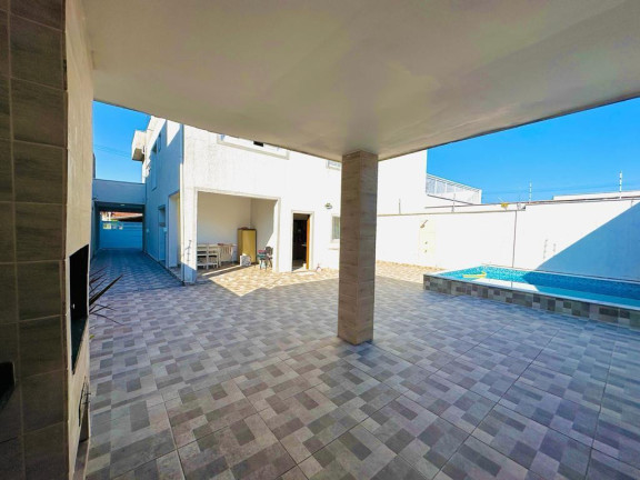 Imagem Casa com 3 Quartos à Venda, 360 m² em Cibratel I - Itanhaém Imagem Casa com 3 Quartos à Venda, 360 m² em Cibratel I - Itanhaém