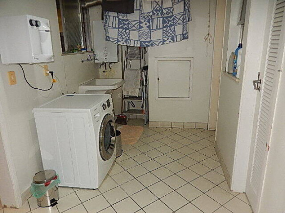 Imagem Apartamento com 3 Quartos à Venda,  em Lagoa - Rio De Janeiro