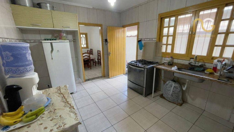 Imagem Casa com 3 Quartos à Venda, 480 m² em Balneário Pires - Praia Grande Imagem Casa com 3 Quartos à Venda, 480 m² em Balneário Pires - Praia Grande