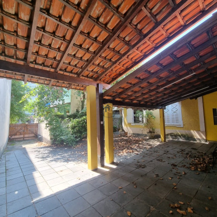 Imagem Casa com 3 Quartos à Venda, em Fonseca - Niterói Imagem Casa com 3 Quartos à Venda, em Fonseca - Niterói
