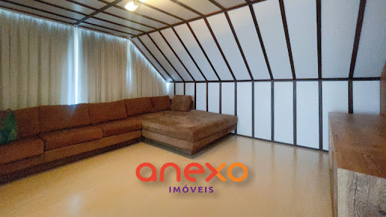 Imagem Casa com 4 Quartos à Venda, 313 m² em Centro - Blumenau