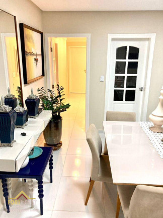 Imagem Imóvel com 4 Quartos à Venda, 219 m² em Aviação - Praia Grande Imagem Imóvel com 4 Quartos à Venda, 219 m² em Aviação - Praia Grande