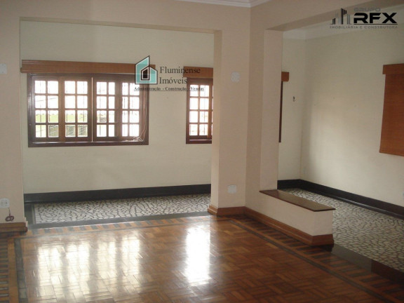 Imagem Casa com 4 Quartos à Venda, 490 m² em Ingá - Niterói Imagem Casa com 4 Quartos à Venda, 490 m² em Ingá - Niterói