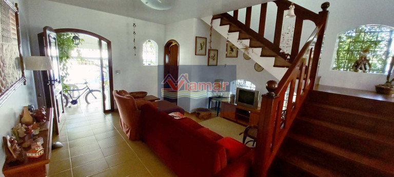 Imagem Casa com 4 Quartos à Venda, 306 m² em Jardim Virgínia - Guarujá Imagem Casa com 4 Quartos à Venda, 306 m² em Jardim Virgínia - Guarujá