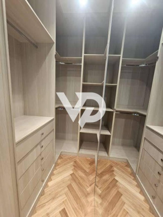 Imagem Casa com 4 Quartos à Venda, 660 m² em Alphaville - Santana De Parnaíba Imagem Casa com 4 Quartos à Venda, 660 m² em Alphaville - Santana De Parnaíba