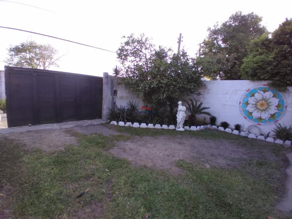 Imagem Casa com 2 Quartos à Venda, 283 m² em São João Do Rio Vermelho - Florianópolis