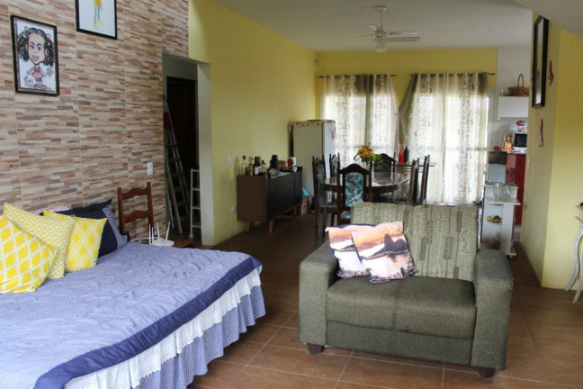 Imagem Casa com 3 Quartos à Venda, 177 m² em Ninho Verde Ii - Pardinho Imagem Casa com 3 Quartos à Venda, 177 m² em Ninho Verde Ii - Pardinho