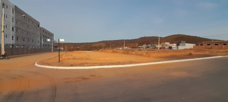 Imagem Terreno à Venda, 200 m² em Residencial Sul Jacarandás - Montes Claros Imagem Terreno à Venda, 200 m² em Residencial Sul Jacarandás - Montes Claros