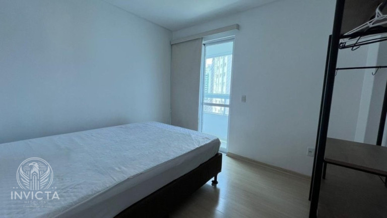 Imagem Apartamento com 3 Quartos à Venda, 110 m² em Centro - Balneário Camboriú Imagem Apartamento com 3 Quartos à Venda, 110 m² em Centro - Balneário Camboriú