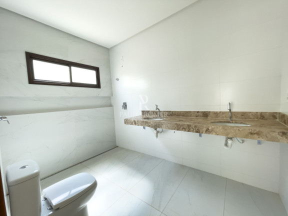 Imagem Casa com 3 Quartos à Venda, 220 m² em Residencial Goiânia Golfe Clube - Goiânia Imagem Casa com 3 Quartos à Venda, 220 m² em Residencial Goiânia Golfe Clube - Goiânia