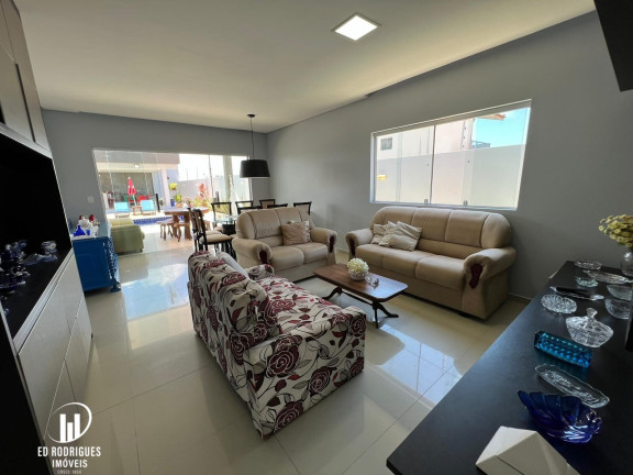 Imagem Casa com 4 Quartos à Venda, 335 m² em Centro - Marechal Deodoro Imagem Casa com 4 Quartos à Venda, 335 m² em Centro - Marechal Deodoro