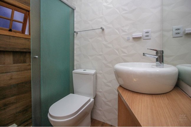 Imagem Casa com 1 Quarto à Venda, 70 m² em Guarujá - Porto Alegre Imagem Casa com 1 Quarto à Venda, 70 m² em Guarujá - Porto Alegre