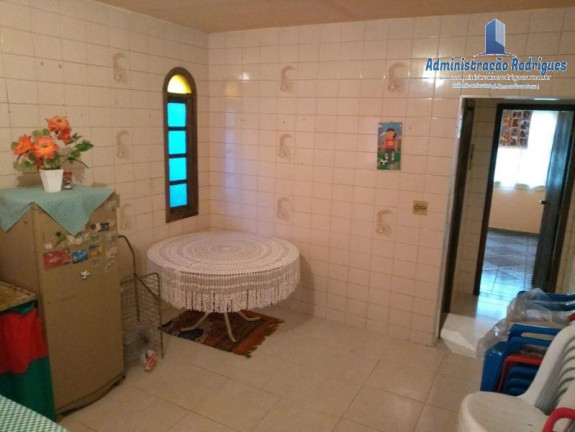 Imagem Kitnet com 1 Quarto para Alugar, em Santa Barbara - Niterói Imagem Kitnet com 1 Quarto para Alugar, em Santa Barbara - Niterói