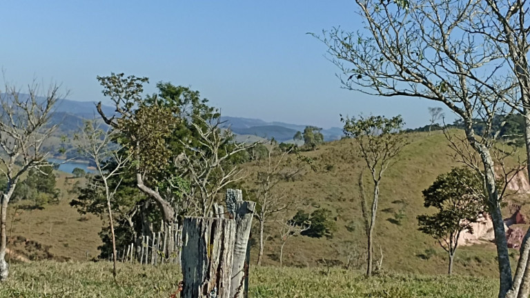 Imagem Chácara com 2 Quartos à Venda, 200 m² em Canaã - Jambeiro Imagem Chácara com 2 Quartos à Venda, 200 m² em Canaã - Jambeiro