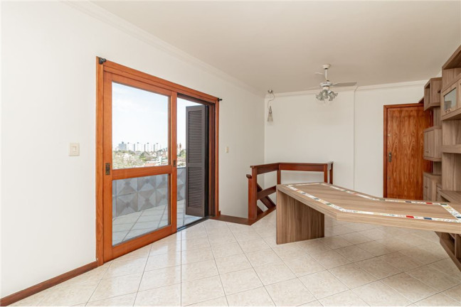 Imagem Cobertura com 2 Quartos à Venda, 187 m² em Jardim Itu - Porto Alegre Imagem Cobertura com 2 Quartos à Venda, 187 m² em Jardim Itu - Porto Alegre