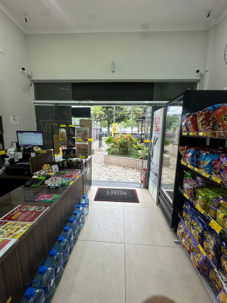 Sala Comercial à Venda, 75 m² em Gonzaga - Santos