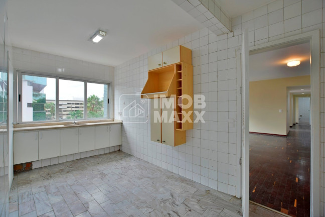 Imagem Apartamento com 3 Quartos à Venda, 120 m² em Asa Sul - Brasília Imagem Apartamento com 3 Quartos à Venda, 120 m² em Asa Sul - Brasília