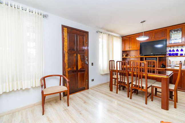 Imagem Sobrado com 3 Quartos à Venda, 140 m² em Capão Raso - Curitiba Imagem Sobrado com 3 Quartos à Venda, 140 m² em Capão Raso - Curitiba