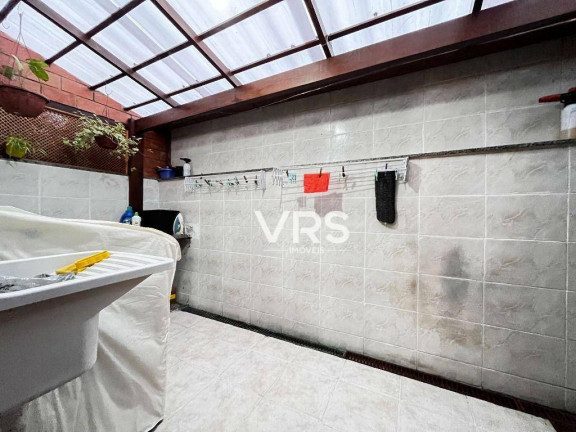 Imagem Casa com 3 Quartos à Venda, 64 m² em Araras - Teresópolis