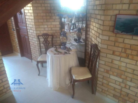 Imagem Casa com 3 Quartos à Venda, 340 m² em Pantanal - Florianópolis Imagem Casa com 3 Quartos à Venda, 340 m² em Pantanal - Florianópolis