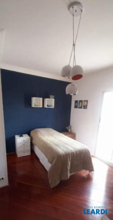 Imagem Sobrado com 3 Quartos à Venda, 415 m² em Vila Scarpelli - Santo André Imagem Sobrado com 3 Quartos à Venda, 415 m² em Vila Scarpelli - Santo André