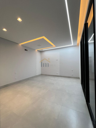 Imagem Casa com 3 Quartos à Venda, 180 m² em Moinho Dos Ventos - Goiânia Imagem Casa com 3 Quartos à Venda, 180 m² em Moinho Dos Ventos - Goiânia