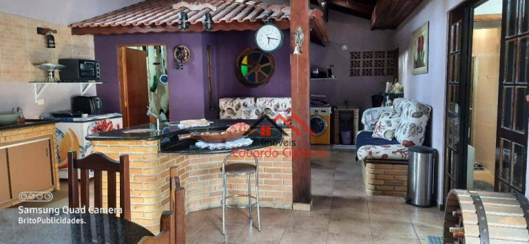 Imagem Casa com 4 Quartos à Venda, 228 m² em Massaguaçu - Caraguatatuba