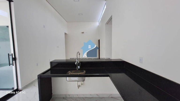 Imagem Casa com 3 Quartos à Venda, 150 m² em Ponta Negra - Manaus