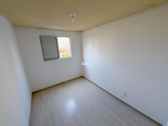 Imagem Imóvel com 2 Quartos à Venda, 43 m² em Jardim Betania - Cachoeirinha Imagem Imóvel com 2 Quartos à Venda, 43 m² em Jardim Betania - Cachoeirinha