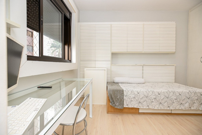 Imagem Imóvel com 3 Quartos à Venda, 162 m² em Moema - São Paulo