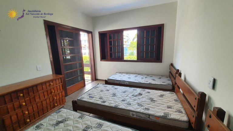 Imagem Casa com 3 Quartos à Venda, 182 m² em Indaiá - Bertioga Imagem Casa com 3 Quartos à Venda, 182 m² em Indaiá - Bertioga