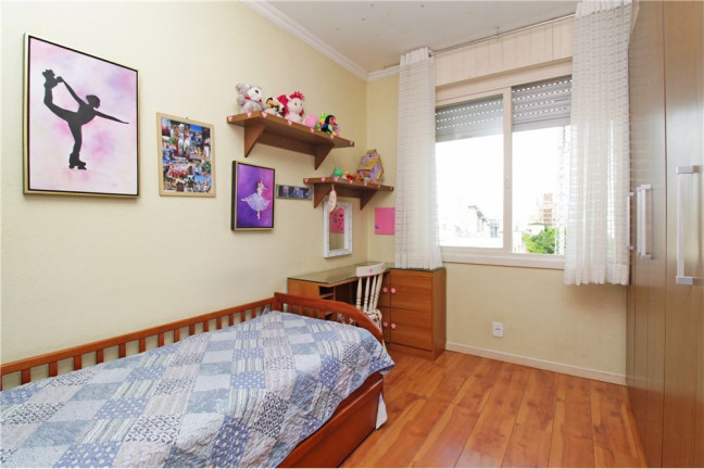 Imagem Imóvel com 2 Quartos à Venda, em Tristeza - Porto Alegre Imagem Imóvel com 2 Quartos à Venda, em Tristeza - Porto Alegre