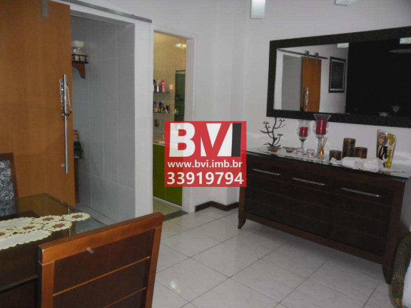 Imagem Casa com 2 Quartos à Venda, 144 m² em Ramos - Rio De Janeiro