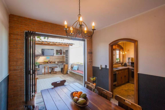 Imagem Casa com 4 Quartos à Venda, 305 m² em Bosque Da Saúde - São Paulo Imagem Casa com 4 Quartos à Venda, 305 m² em Bosque Da Saúde - São Paulo