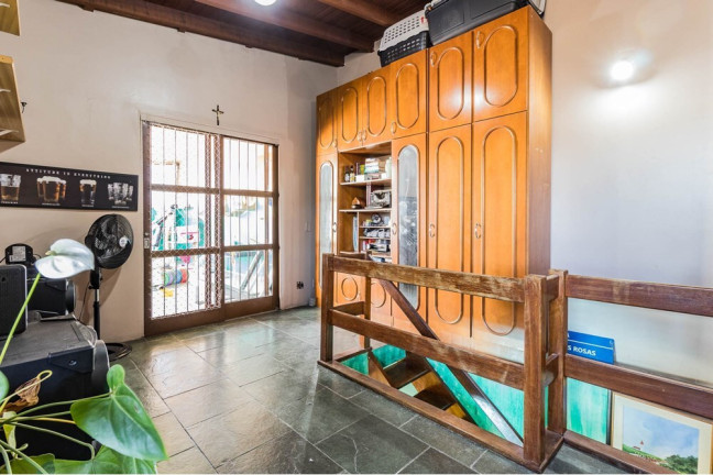 Imagem Casa com 4 Quartos à Venda, 216 m² em Partenon - Porto Alegre Imagem Casa com 4 Quartos à Venda, 216 m² em Partenon - Porto Alegre
