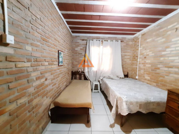 Imagem Chácara com 3 Quartos à Venda, 2.680 m² Imagem Chácara com 3 Quartos à Venda, 2.680 m²