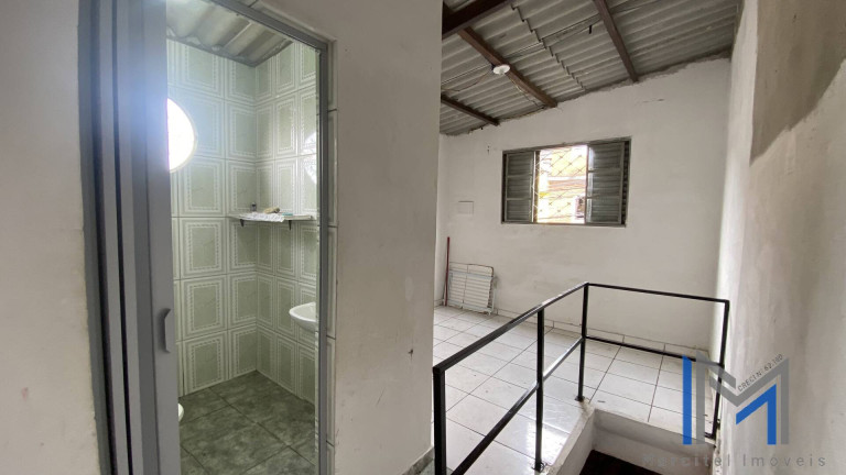 Imagem Casa com 1 Quarto para Alugar,  em Jardim Ana Estela - Carapicuíba