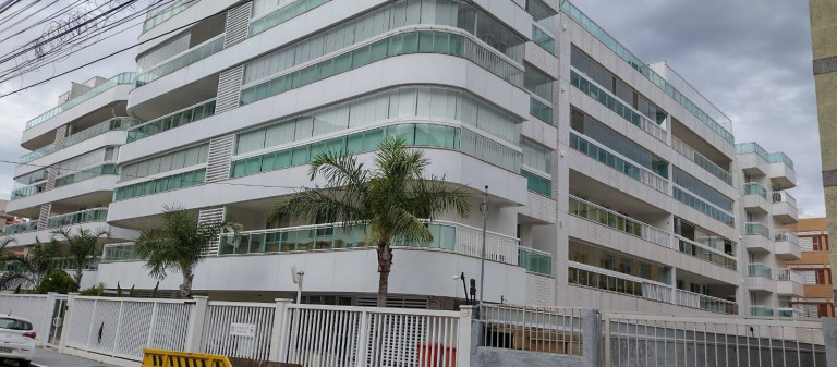 Imagem Apartamento com 3 Quartos à Venda, 155 m² em Passagem - Cabo Frio Imagem Apartamento com 3 Quartos à Venda, 155 m² em Passagem - Cabo Frio
