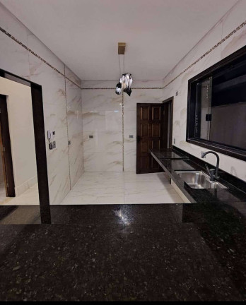 Imagem Casa com 4 Quartos à Venda, em Caiçara - Praia Grande Imagem Casa com 4 Quartos à Venda, em Caiçara - Praia Grande