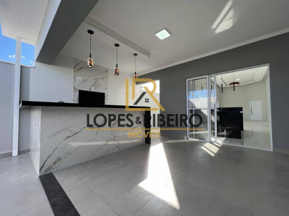 Imagem Casa com 3 Quartos à Venda, 250 m² em Jardim Ouro Verde - Botucatu Imagem Casa com 3 Quartos à Venda, 250 m² em Jardim Ouro Verde - Botucatu