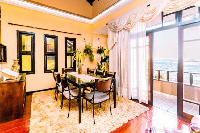 Imagem Casa de Condomínio com 4 Quartos à Venda, 367 m² em Nonoai - Porto Alegre Imagem Casa de Condomínio com 4 Quartos à Venda, 367 m² em Nonoai - Porto Alegre