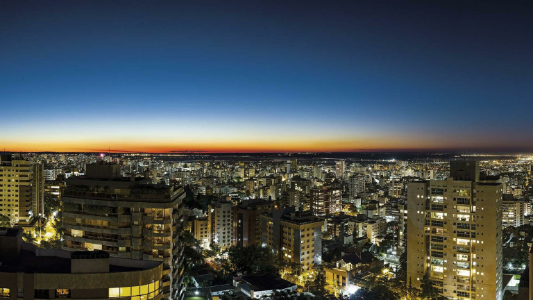 Imagem Apartamento com 4 Quartos à Venda, 340 m² em Bela Vista - Porto Alegre Imagem Apartamento com 4 Quartos à Venda, 340 m² em Bela Vista - Porto Alegre