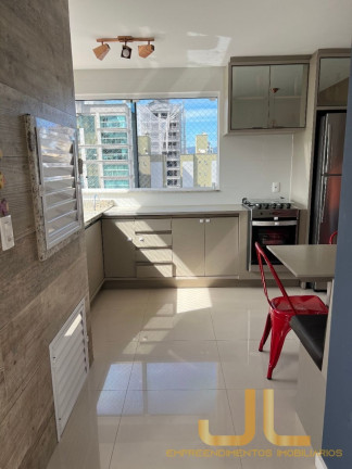Imagem Imóvel com 4 Quartos à Venda, em Meia Praia - Itapema Imagem Imóvel com 4 Quartos à Venda, em Meia Praia - Itapema