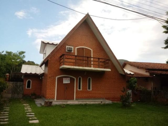 Imagem Casa com 4 Quartos à Venda, 250 m² em Pendotiba - Niterói Imagem Casa com 4 Quartos à Venda, 250 m² em Pendotiba - Niterói