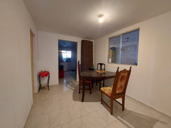 Imagem Casa com 3 Quartos à Venda, 180 m² em Sao Braz - Curitiba