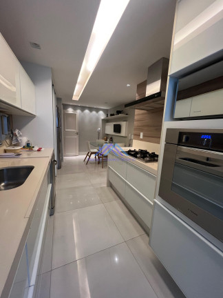 Imagem Imóvel com 3 Quartos à Venda, 140 m² em Icaraí - Niterói Imagem Imóvel com 3 Quartos à Venda, 140 m² em Icaraí - Niterói