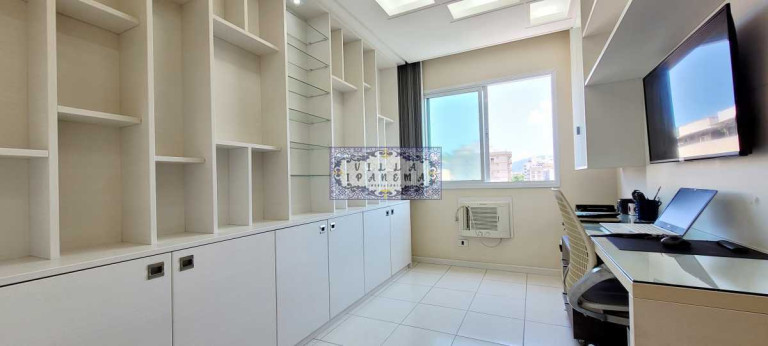 Imagem Apartamento com 4 Quartos à Venda, 130 m² em Freguesia (jacarepaguá) - Rio De Janeiro Imagem Apartamento com 4 Quartos à Venda, 130 m² em Freguesia (jacarepaguá) - Rio De Janeiro